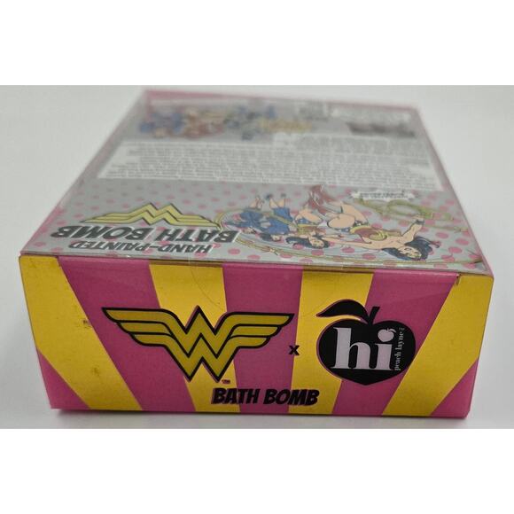 Wonder Woman 5.82 oz Watermelon Bubblegum Scented Bath Bomb - Picture 4 of 8